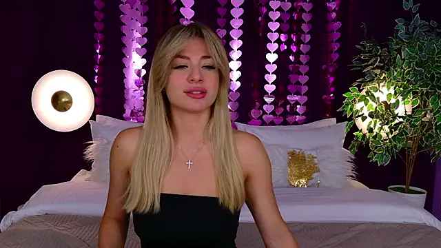 HelenaMorgan online show from March 13, 3:02 am