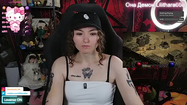 Snapshot of BrandiWRLD_999 chatting on February 16, 6:59 pm BrandiWRLD 999 online show from February 16, 6:59 pm