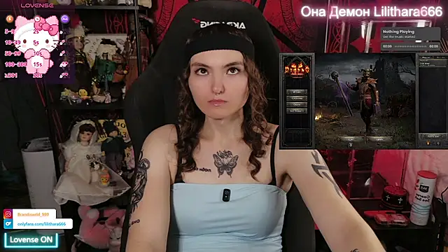 Snapshot of BrandiWRLD_999 chatting on February 28, 7:48 pm BrandiWRLD 999 online show from February 28, 7:48 pm