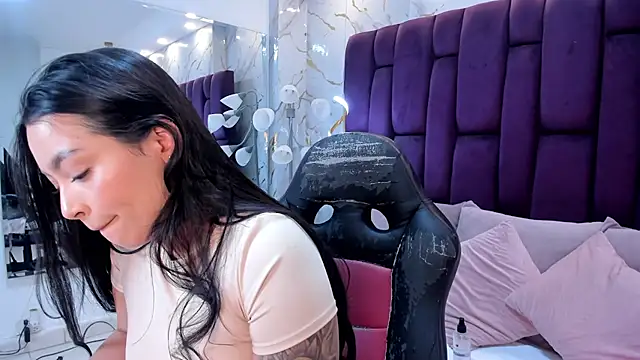 emma carterr1 online show from June 29, 8:20 pm
