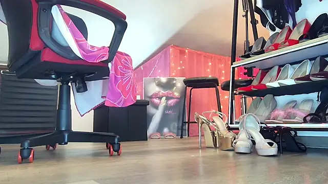 Snapshot of Jbisex chatting on February 20, 1:24 am Jbisex online show from February 20, 1:24 am