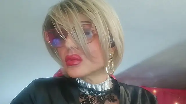 Snapshot of Jbisex chatting on February 22, 2:02 am Jbisex online show from February 22, 2:02 am