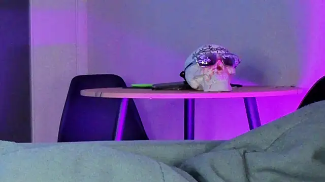 Gregory Byyrd online show from September 21, 8:43 pm