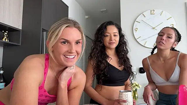 Graciemae baexx online show from February 19, 7:59 pm