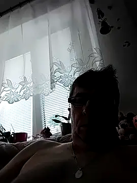 Snapshot of Lisak951 chatting on July 15, 1:05 pm Lisak951 online show from July 15, 1:05 pm