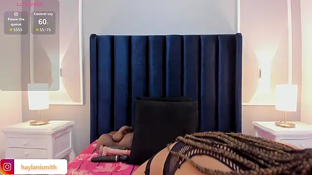 HAYLANISMITH online show from February 7, 12:09 pm