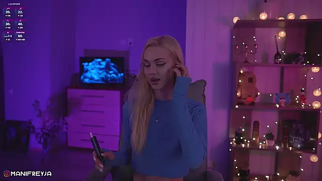 ManiFreyja online show from January 17, 9:06 pm