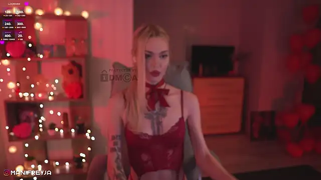 ManiFreyja online show from March 3, 8:43 pm