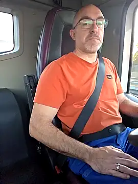 Crosss-23cm online show from November 12, 6:47 am