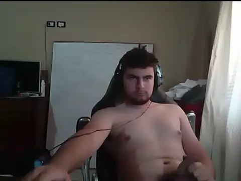 Snapshot of enzis3 chatting on October 31, 3:57 pm enzis3 online show from October 31, 3:57 pm