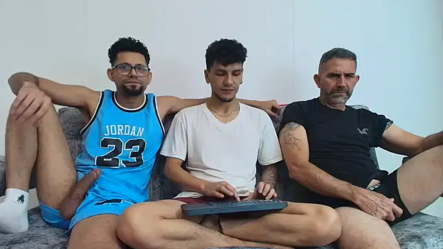 Snapshot of Benjamin_show chatting on November 13, 8:30 pm Benjamin show online show from November 13, 8:30 pm