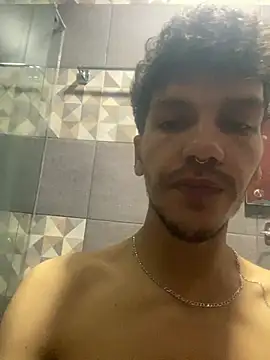 Snapshot of Benjamin_show chatting on January 9, 1:36 pm Benjamin show online show from January 9, 1:36 pm