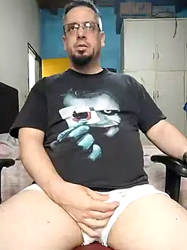 Snapshot of MrBig_2024 chatting on December 24, 6:28 pm MrBig 2024 online show from December 24, 6:28 pm