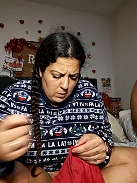 kittymorenita26 online show from December 15, 10:04 pm