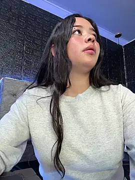 Paloma  LS online show from February 19, 7:32 pm