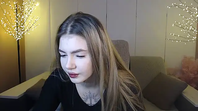 Snapshot of Ritaneer chatting on January 21, 9:03 am Ritaneer online show from January 21, 9:03 am