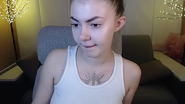 Snapshot of Ritaneer chatting on February 28, 8:53 am Ritaneer online show from February 28, 8:53 am