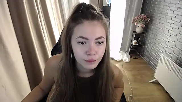 Snapshot of Ritaneer chatting on September 12, 8:03 am Ritaneer online show from September 12, 8:03 am