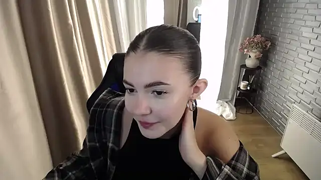 Snapshot of Ritaneer chatting on September 13, 8:14 am Ritaneer online show from September 13, 8:14 am