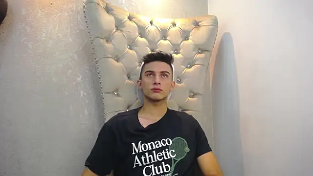 Snapshot of MrWilliseo chatting on December 11, 7:36 pm MrWilliseo online show from December 11, 7:36 pm