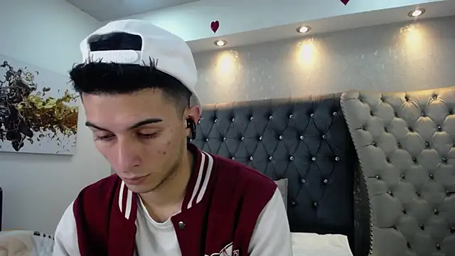 Snapshot of MrWilliseo chatting on February 26, 8:00 pm MrWilliseo online show from February 26, 8:00 pm