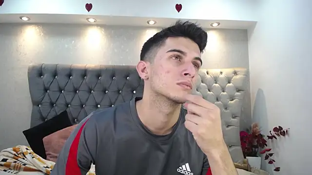 Snapshot of MrWilliseo chatting on February 27, 8:09 pm MrWilliseo online show from February 27, 8:09 pm