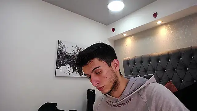 Snapshot of MrWilliseo chatting on March 18, 8:15 pm MrWilliseo online show from March 18, 8:15 pm