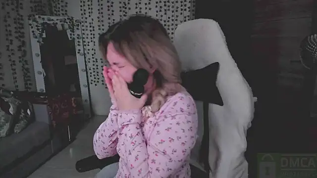 Snapshot of whoa-hoa-hoa-hoa-hoa chatting on March 3, 4:40 am whoa-hoa-hoa-hoa-hoa online show from March 3, 4:40 am