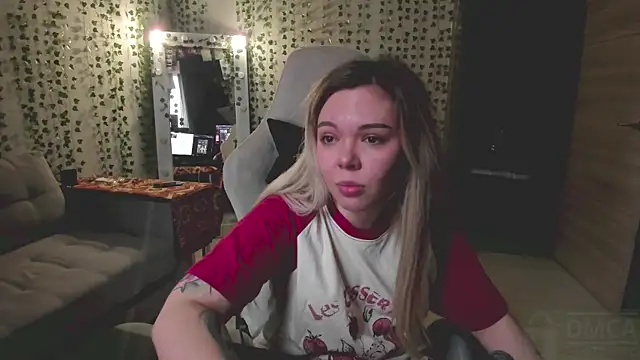 whoa-hoa-hoa-hoa-hoa online show from March 4, 1:39 pm