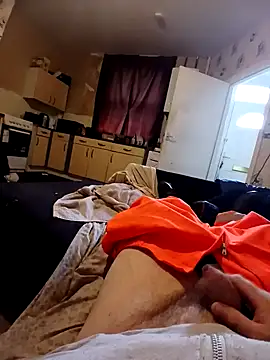 Snapshot of ADAMWILBY34 chatting on November 3, 9:43 am ADAMWILBY34 online show from November 3, 9:43 am