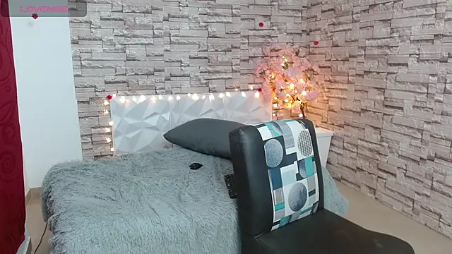 Snapshot of Vanse_lust chatting on February 26, 11:26 pm Vanse lust online show from February 26, 11:26 pm