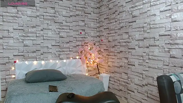 Snapshot of Vanse_lust chatting on March 11, 10:42 pm Vanse lust online show from March 11, 10:42 pm