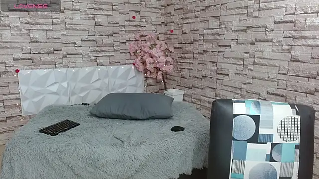 Snapshot of Vanse_lust chatting on March 14, 1:27 am Vanse lust online show from March 14, 1:27 am