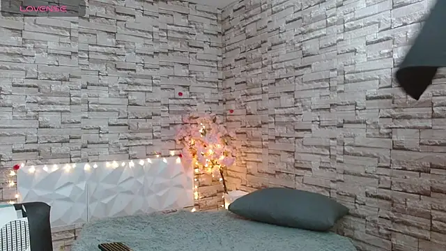 Snapshot of Vanse_lust chatting on March 17, 10:49 pm Vanse lust online show from March 17, 10:49 pm