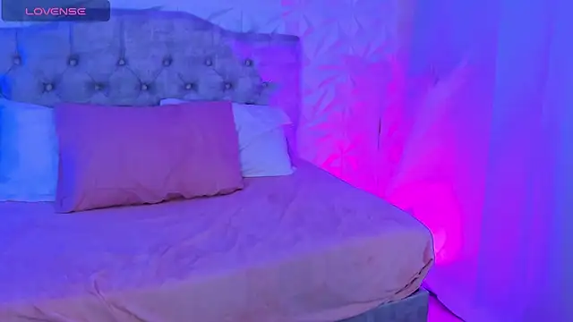 Miss Ivy4 online show from March 12, 12:42 am