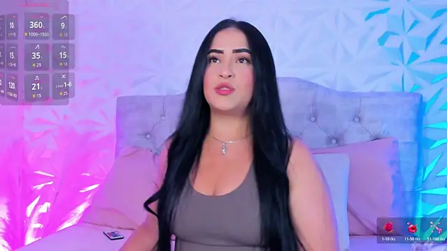 Snapshot of Miss_Ivy4 chatting on April 5, 12:52 am Miss Ivy4 online show from April 5, 12:52 am