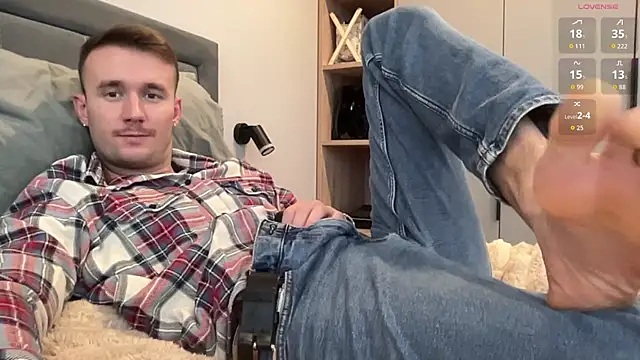 cute mark online show from November 30, 12:20 pm