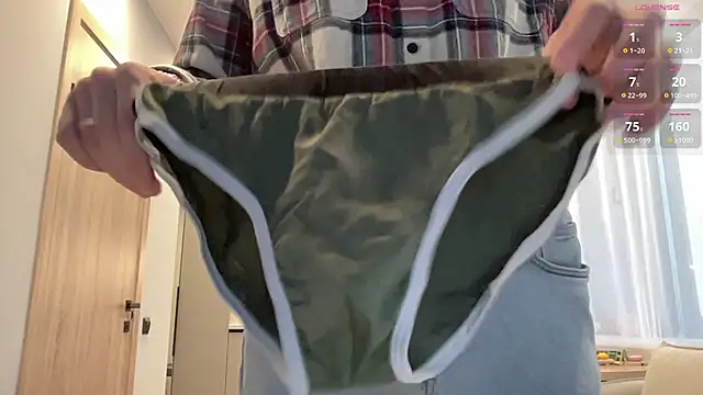 cute mark online show from December 5, 7:06 am