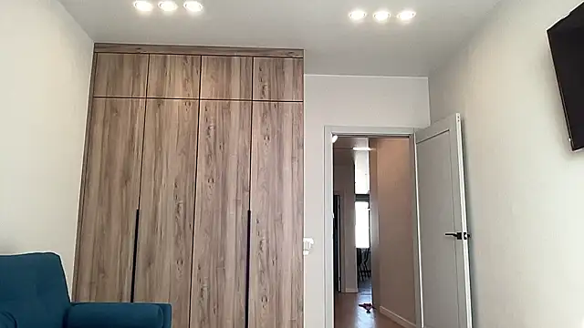 cute mark online show from March 27, 8:20 am