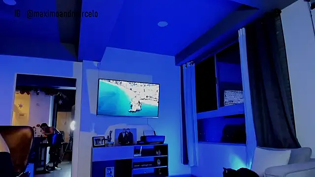 Snapshot of Maximo_Marcelo chatting on January 8, 3:08 am Maximo Marcelo online show from January 8, 3:08 am