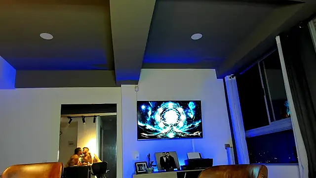 Snapshot of Maximo_Marcelo chatting on February 4, 2:28 am Maximo Marcelo online show from February 4, 2:28 am