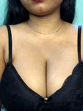 Ishaani 0 online show from February 13, 5:42 pm