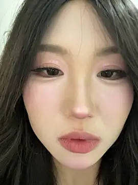 xyebobs online show from March 26, 2:44 pm