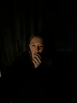 Snapshot of Stoner_BarbieXX chatting on July 14, 8:47 pm Stoner BarbieXX online show from July 14, 8:47 pm