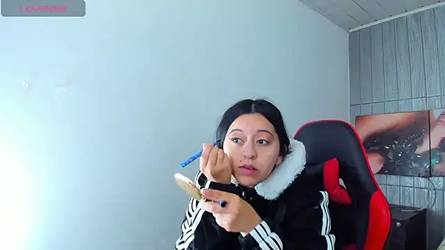 zoe connor19 online show from April 5, 12:02 pm