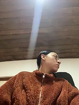 Little aphrodite online show from February 17, 7:09 pm