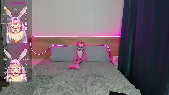 Snapshot of Kitty_Aurora chatting on December 6, 3:55 pm Kitty Aurora online show from December 6, 3:55 pm
