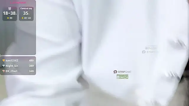 808dass online show from November 4, 7:35 pm