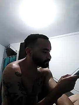 Snapshot of Juandiam chatting on April 29, 12:27 am Juandiam online show from April 29, 12:27 am