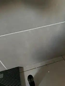 Snapshot of tgehzg chatting on March 2, 8:10 am tgehzg online show from March 2, 8:10 am